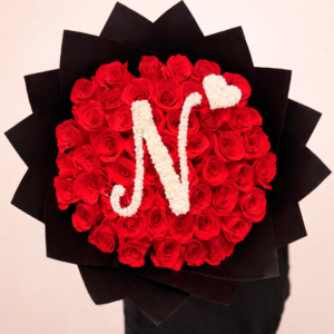 RAMO CON INICIAL FLORAL